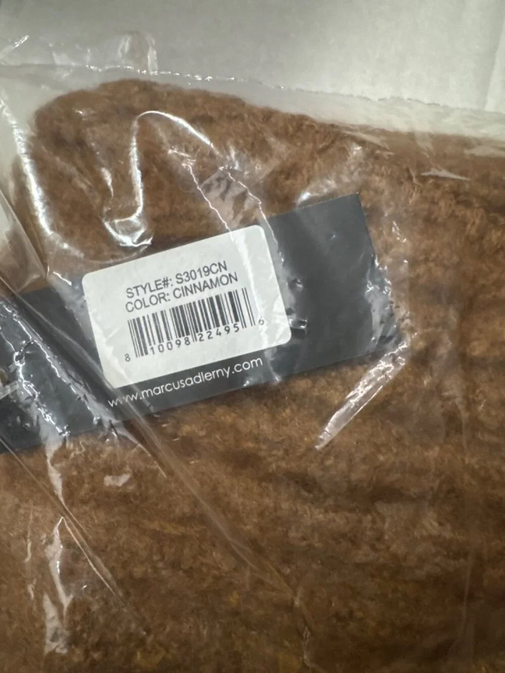 NWT Marcus Adler The Ashey Scarf Cinnamon Size One Size